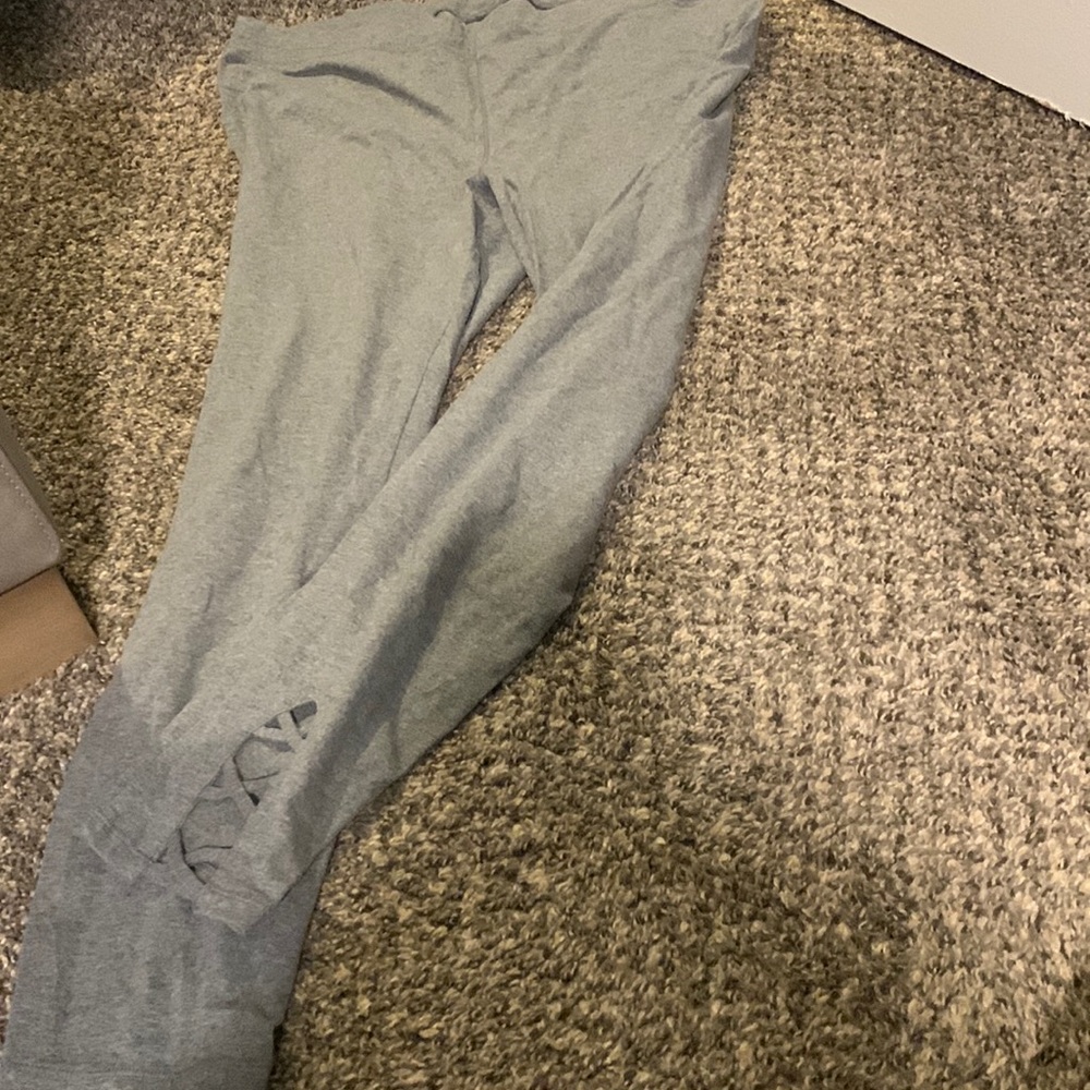 Gray leggings